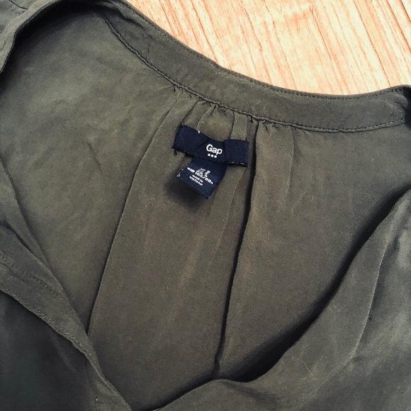 Gap Olive Green Rayon Blouse - Picture 2 of 3